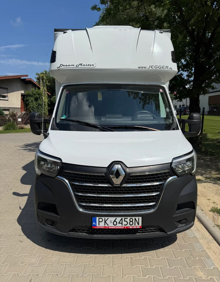 Renault Master - Ponyvás kisteherautó: 2 kép. Renault Master - Ponyvás kisteherautó: 2 kép.