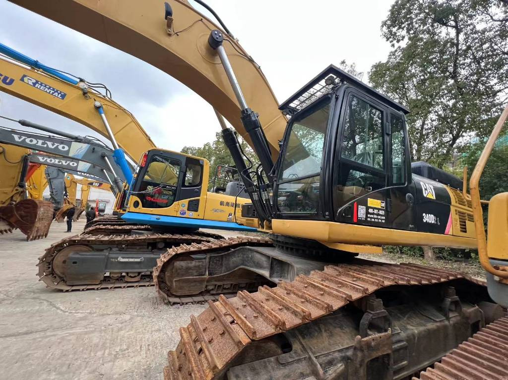 CAT 340 D L - Lánctalpas kotró: 1 kép. CAT 340 D L - Lánctalpas kotró: 1 kép.