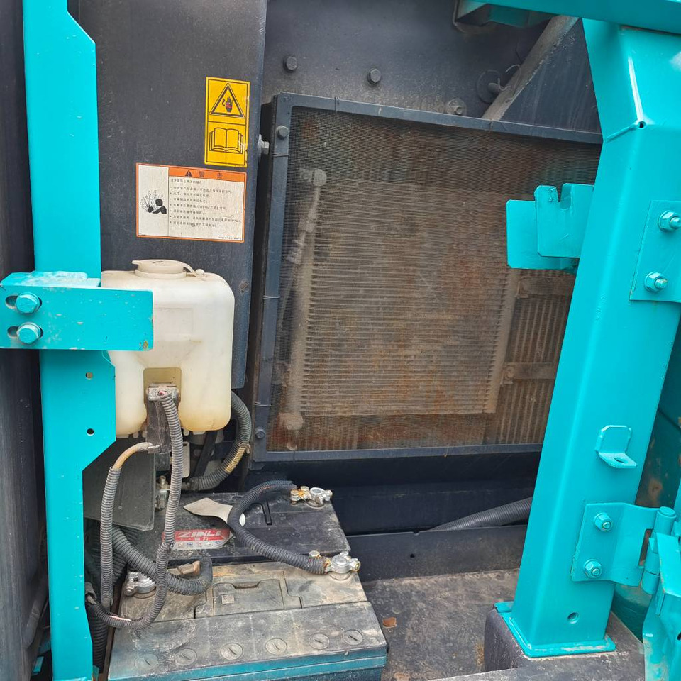 Kobelco SK 75 - Minikotró: 5 kép. Kobelco SK 75 - Minikotró: 5 kép.