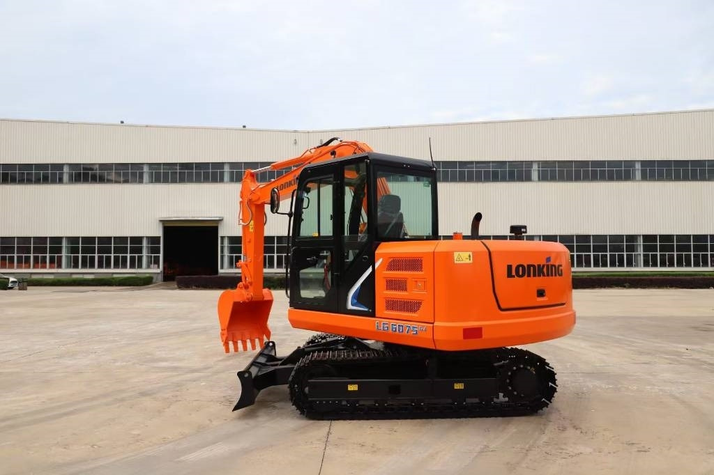 Lonking LG6075G4 100% NEW MACHINE - Lánctalpas kotró: 4 kép. Lonking LG6075G4 100% NEW MACHINE - Lánctalpas kotró: 4 kép.