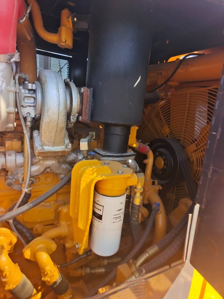 Buldózer Shantui SD 32: 26 kép.