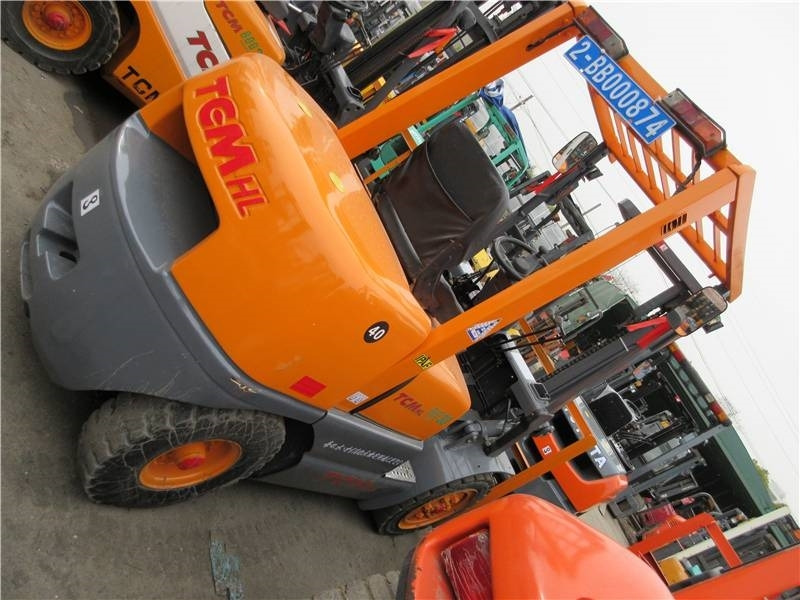 TCM FD 30 - Dízel targonca: 4 kép. TCM FD 30 - Dízel targonca: 4 kép.