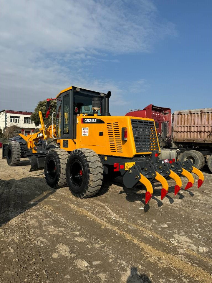 Gréder XCMG GR 2153: 12 kép.