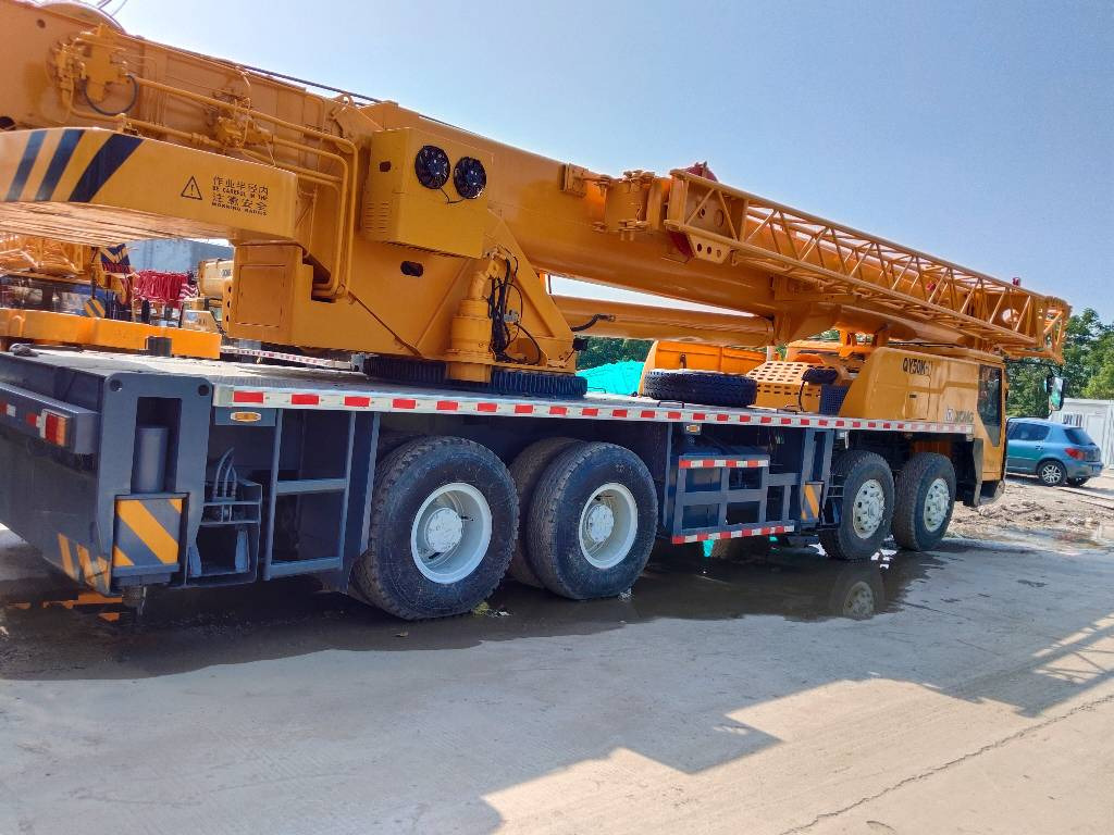 XCMG XCT 55 - Terepjáró autódaru: 2 kép. XCMG XCT 55 - Terepjáró autódaru: 2 kép.