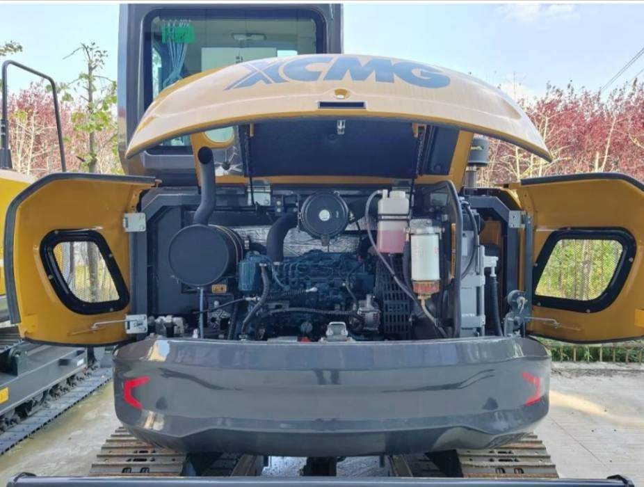 XCMG XE 60 G - Minikotró: 5 kép. XCMG XE 60 G - Minikotró: 5 kép.