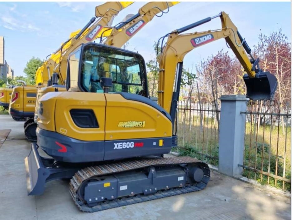XCMG XE 60 G - Minikotró: 4 kép. XCMG XE 60 G - Minikotró: 4 kép.