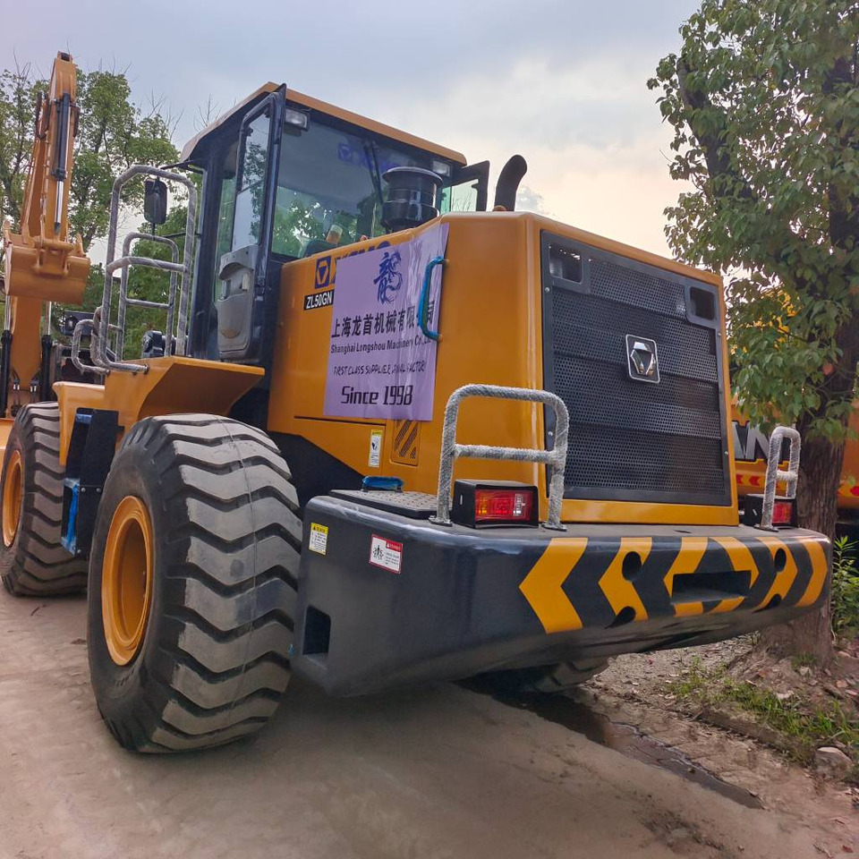 XCMG ZL 50 GN - Gumikerekes homlokrakodó: 5 kép. XCMG ZL 50 GN - Gumikerekes homlokrakodó: 5 kép.