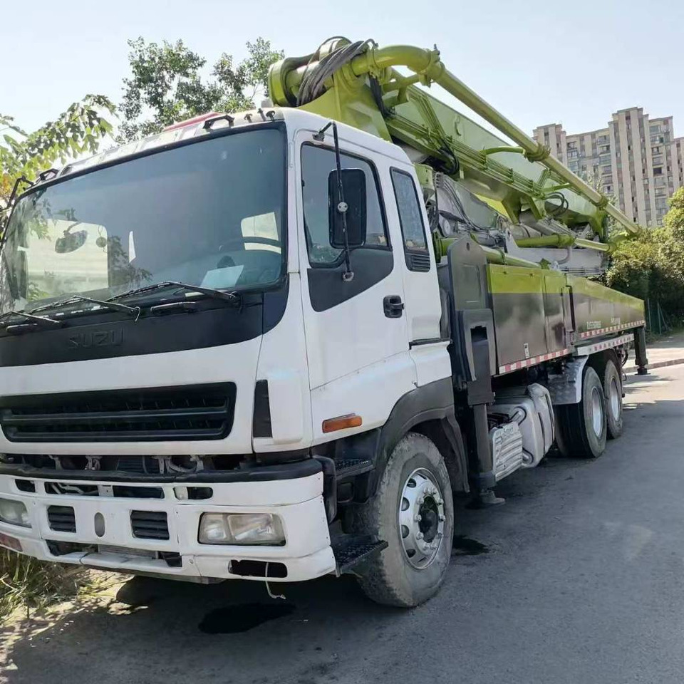 Zoomlion ZLJ5336THBSE - Betonpumpa: 1 kép. Zoomlion ZLJ5336THBSE - Betonpumpa: 1 kép.