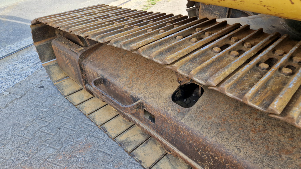 CAT 324 D Zustand gut, deutsche Maschine 8016h original - Lánctalpas kotró: 5 kép. CAT 324 D Zustand gut, deutsche Maschine 8016h original - Lánctalpas kotró: 5 kép.