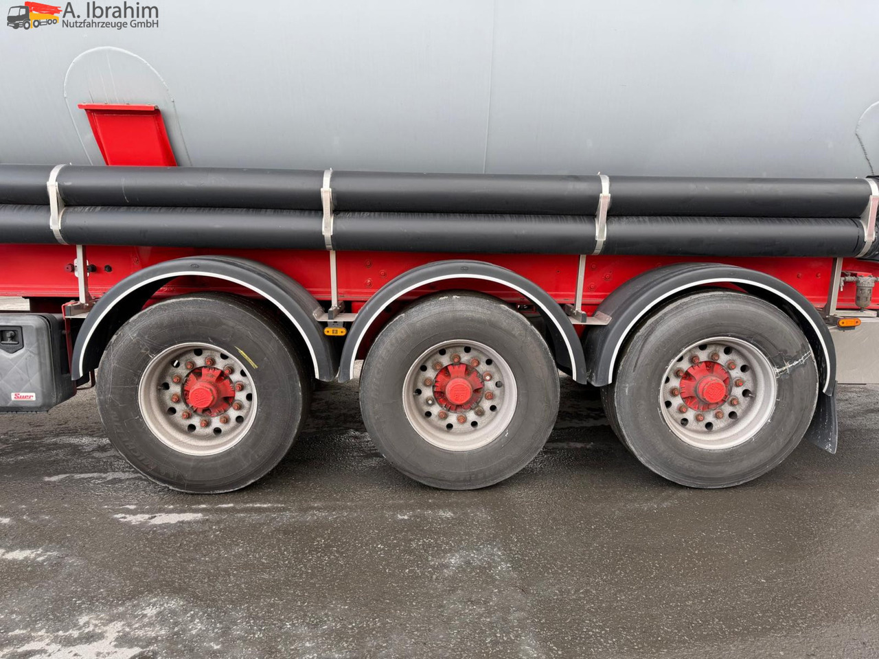 Feldbinder KIP 57.3 Kippsilo | 57 m³ | Scheibenbremse| 24V Hydr. - Silós félpótkocsi: 5 kép. Feldbinder KIP 57.3 Kippsilo | 57 m³ | Scheibenbremse| 24V Hydr. - Silós félpótkocsi: 5 kép.