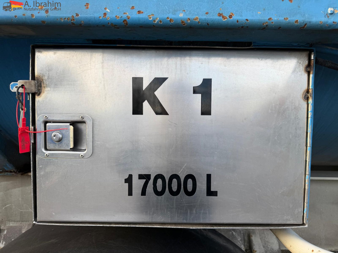 Feldbinder Lebensmittel Tank Container 26500 L | 2 Kammern | Heizung | 20 ft | Edelstahl - Tartályos félpótkocsi: 3 kép. Feldbinder Lebensmittel Tank Container 26500 L | 2 Kammern | Heizung | 20 ft | Edelstahl - Tartályos félpótkocsi: 3 kép.