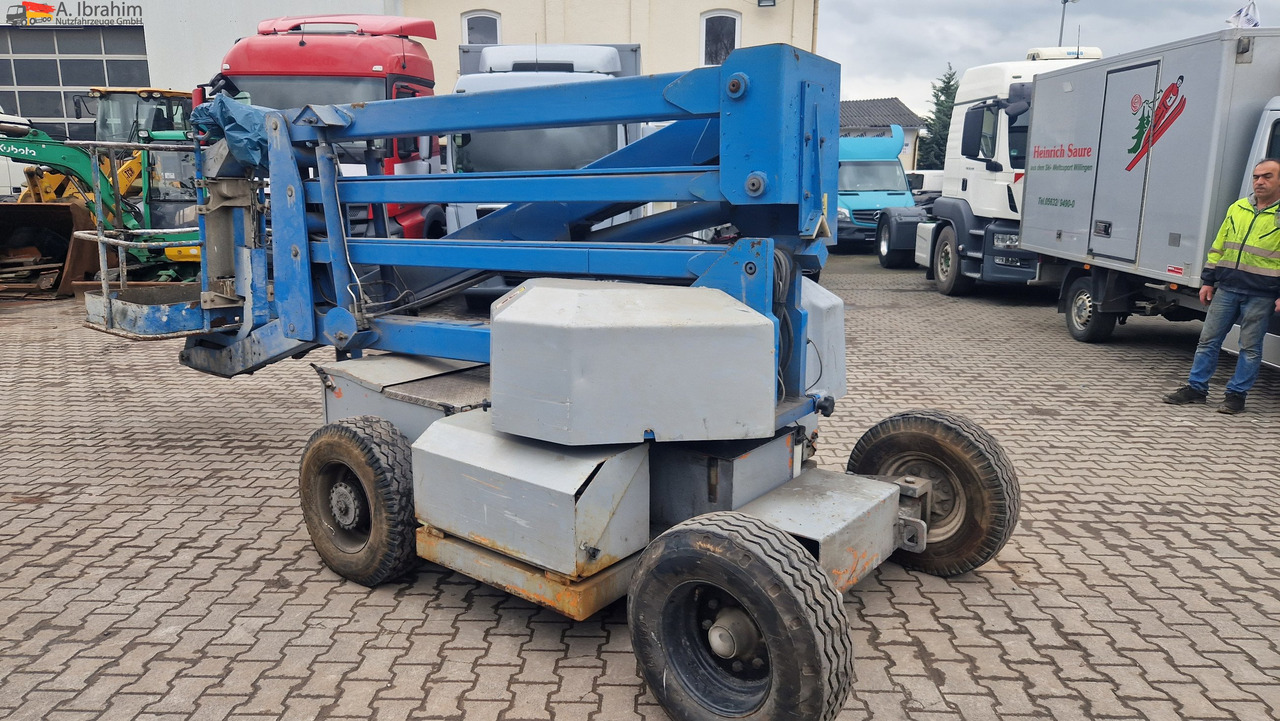 Genie 45/22 Elektro 15,70 m Höhe, 7,70 m Reichweite dem Alter entspr. - Személyemelő: 2 kép. Genie 45/22 Elektro 15,70 m Höhe, 7,70 m Reichweite dem Alter entspr. - Személyemelő: 2 kép.