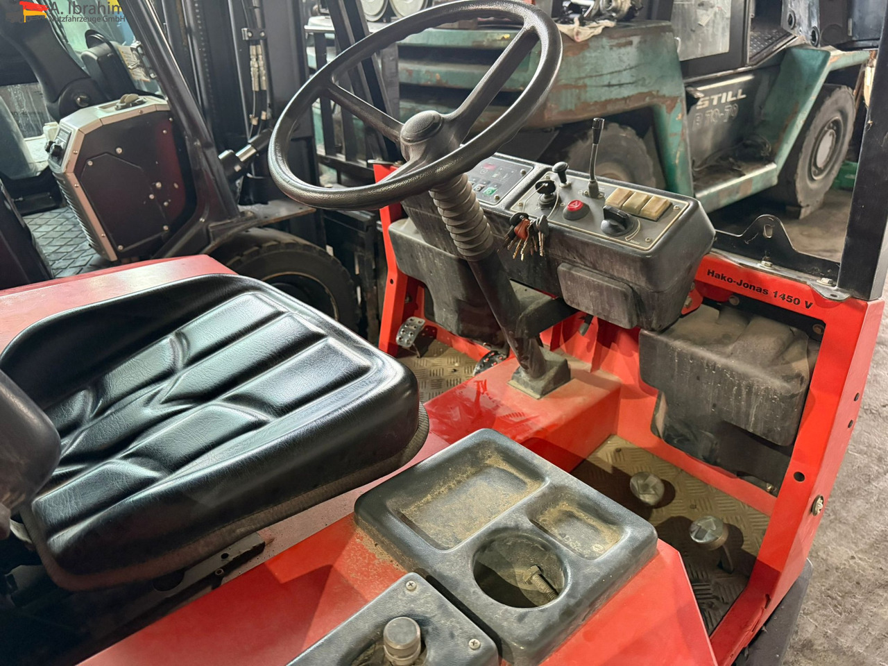 Hako Jonas 1450 V | 13 KW | 541 Betriebsstunden - Utcaseprő gép: 2 kép. Hako Jonas 1450 V | 13 KW | 541 Betriebsstunden - Utcaseprő gép: 2 kép.