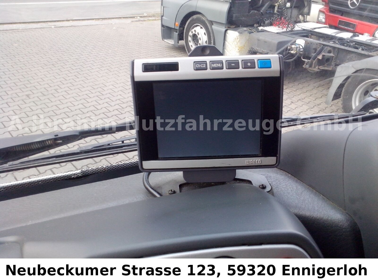 Iveco ML 80 E 18 LBW AdBlue defekt, Motor Notlauf - Dobozos kisteherautó: 3 kép. Iveco ML 80 E 18 LBW AdBlue defekt, Motor Notlauf - Dobozos kisteherautó: 3 kép.