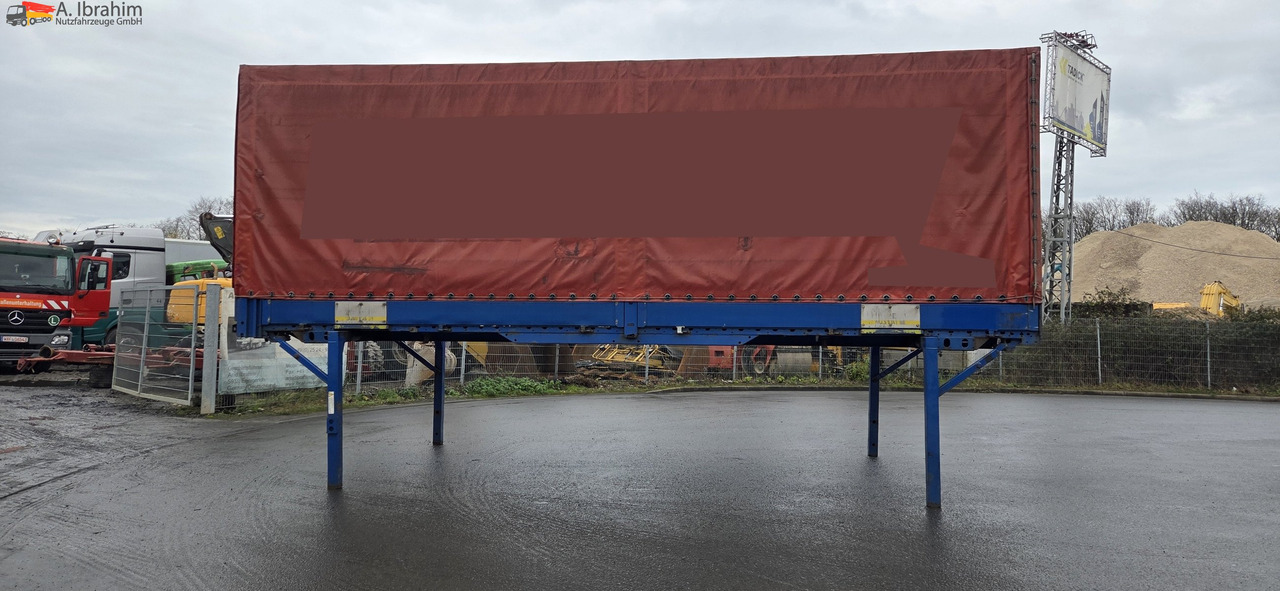 Kögel Wechselbrücke EN 74 9 Stck. identisch vorhanden Edscha Verdeck | 7,45 m lang - Ponyvás felépítmény: 5 kép. Kögel Wechselbrücke EN 74 9 Stck. identisch vorhanden Edscha Verdeck | 7,45 m lang - Ponyvás felépítmény: 5 kép.