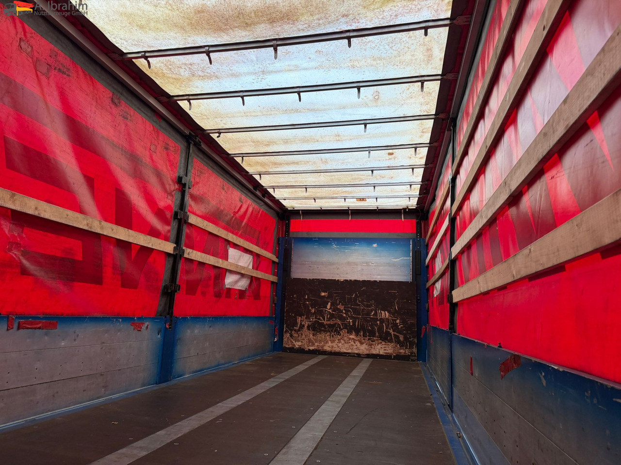 Kögel Wechselbrücke EN 74 9 Stck. identisch vorhanden Edscha Verdeck | 7,45 m lang - Ponyvás felépítmény: 3 kép. Kögel Wechselbrücke EN 74 9 Stck. identisch vorhanden Edscha Verdeck | 7,45 m lang - Ponyvás felépítmény: 3 kép.