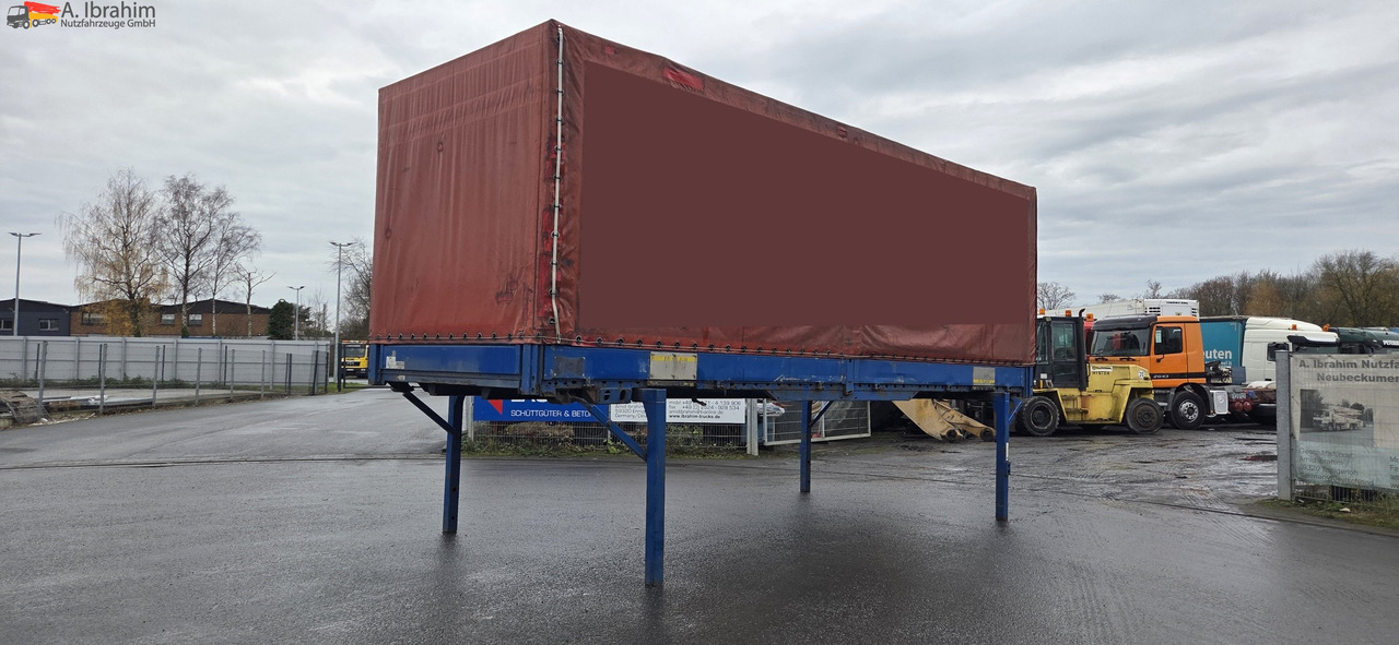 Kögel Wechselbrücke EN 74 9 Stck. identisch vorhanden Edscha Verdeck | 7,45 m lang - Ponyvás felépítmény: 1 kép. Kögel Wechselbrücke EN 74 9 Stck. identisch vorhanden Edscha Verdeck | 7,45 m lang - Ponyvás felépítmény: 1 kép.