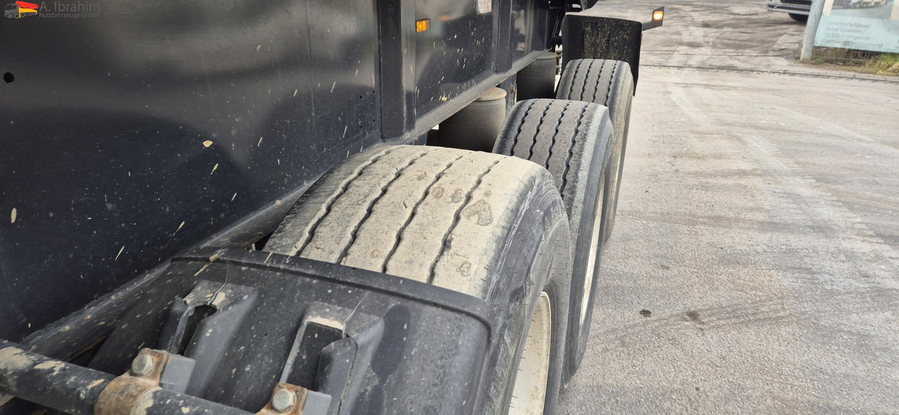 Langendorf SKA24/30 Zustand normal - Félpótkocsi billenőplatós: 3 kép. Langendorf SKA24/30 Zustand normal - Félpótkocsi billenőplatós: 3 kép.