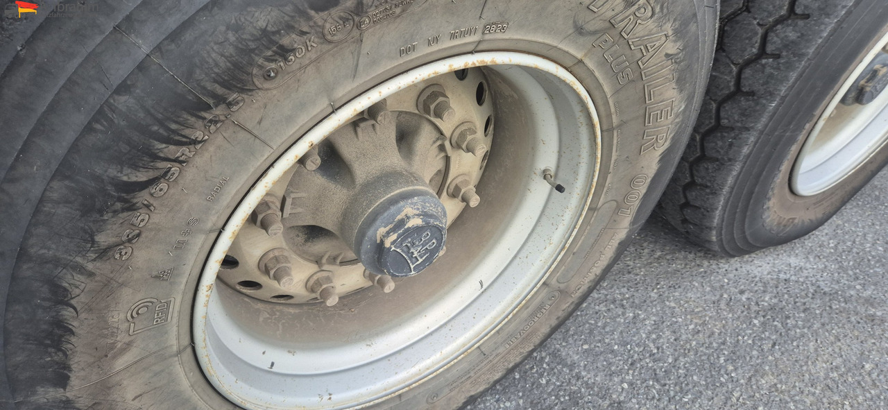 Langendorf SKS-HS 24/29 24 cbm, einsatzbereit - Félpótkocsi billenőplatós: 4 kép. Langendorf SKS-HS 24/29 24 cbm, einsatzbereit - Félpótkocsi billenőplatós: 4 kép.