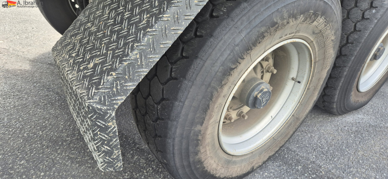 Langendorf SKS-HS 24/29 24 cbm, einsatzbereit - Félpótkocsi billenőplatós: 5 kép. Langendorf SKS-HS 24/29 24 cbm, einsatzbereit - Félpótkocsi billenőplatós: 5 kép.