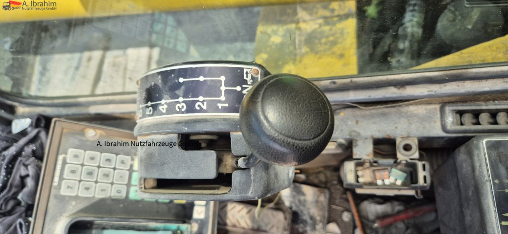 Liebherr LTL1025 | Autokran 4x4 | Funktioniert Gut - Terepjáró mobil daru: 3 kép. Liebherr LTL1025 | Autokran 4x4 | Funktioniert Gut - Terepjáró mobil daru: 3 kép.