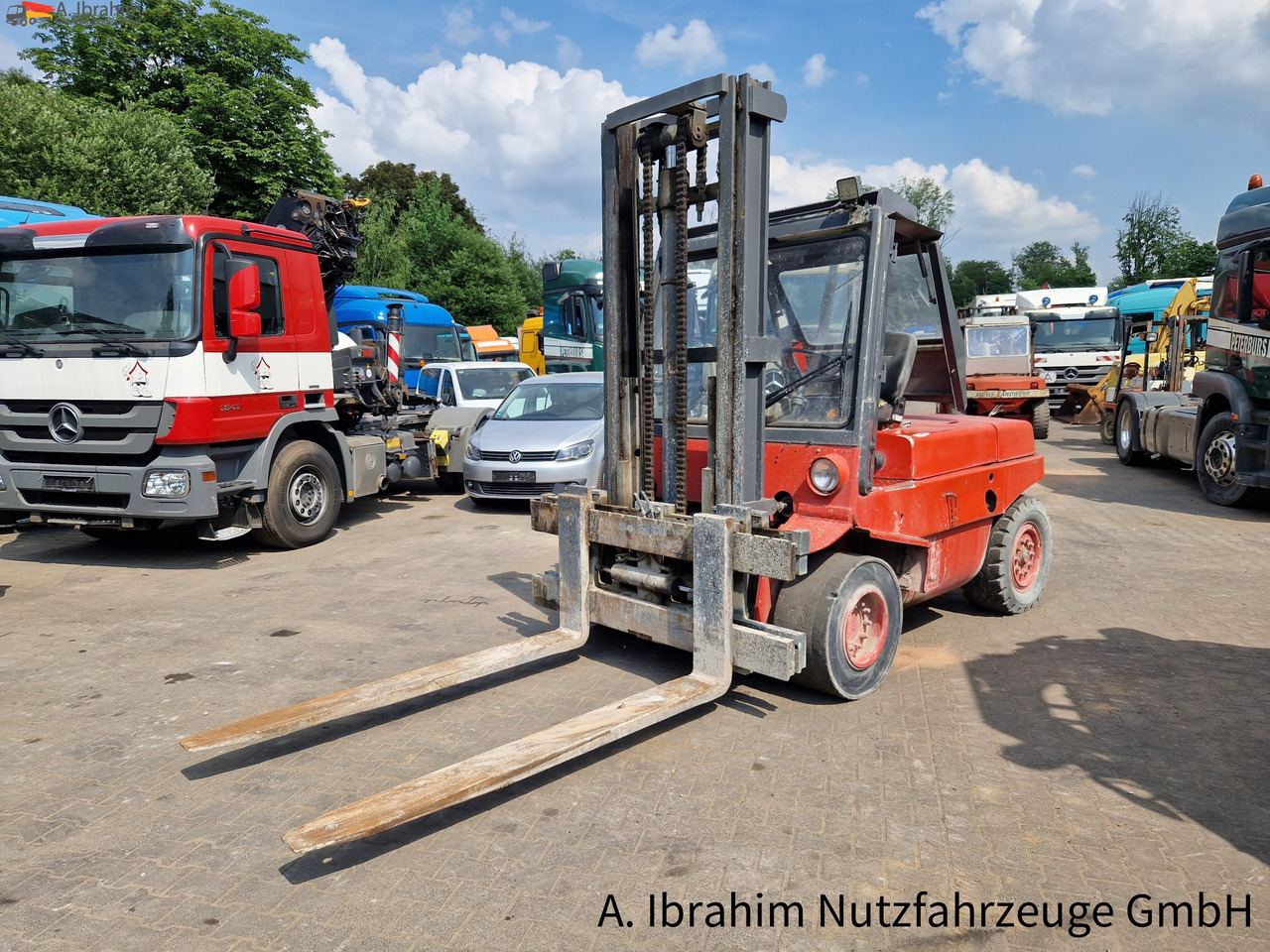 Linde H60 Tragfähigkeit 6000 kg ,3800 mm Hubhöhe, 2x vorhanden - Dízel targonca: 1 kép. Linde H60 Tragfähigkeit 6000 kg ,3800 mm Hubhöhe, 2x vorhanden - Dízel targonca: 1 kép.