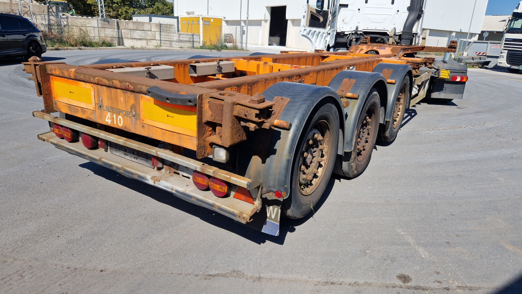 M&V Euro 902K Containerchassis 2x 20, 30, 40 ft Zustand normal - Félpótkocsi cserefelépítményes: 5 kép. M&V Euro 902K Containerchassis 2x 20, 30, 40 ft Zustand normal - Félpótkocsi cserefelépítményes: 5 kép.