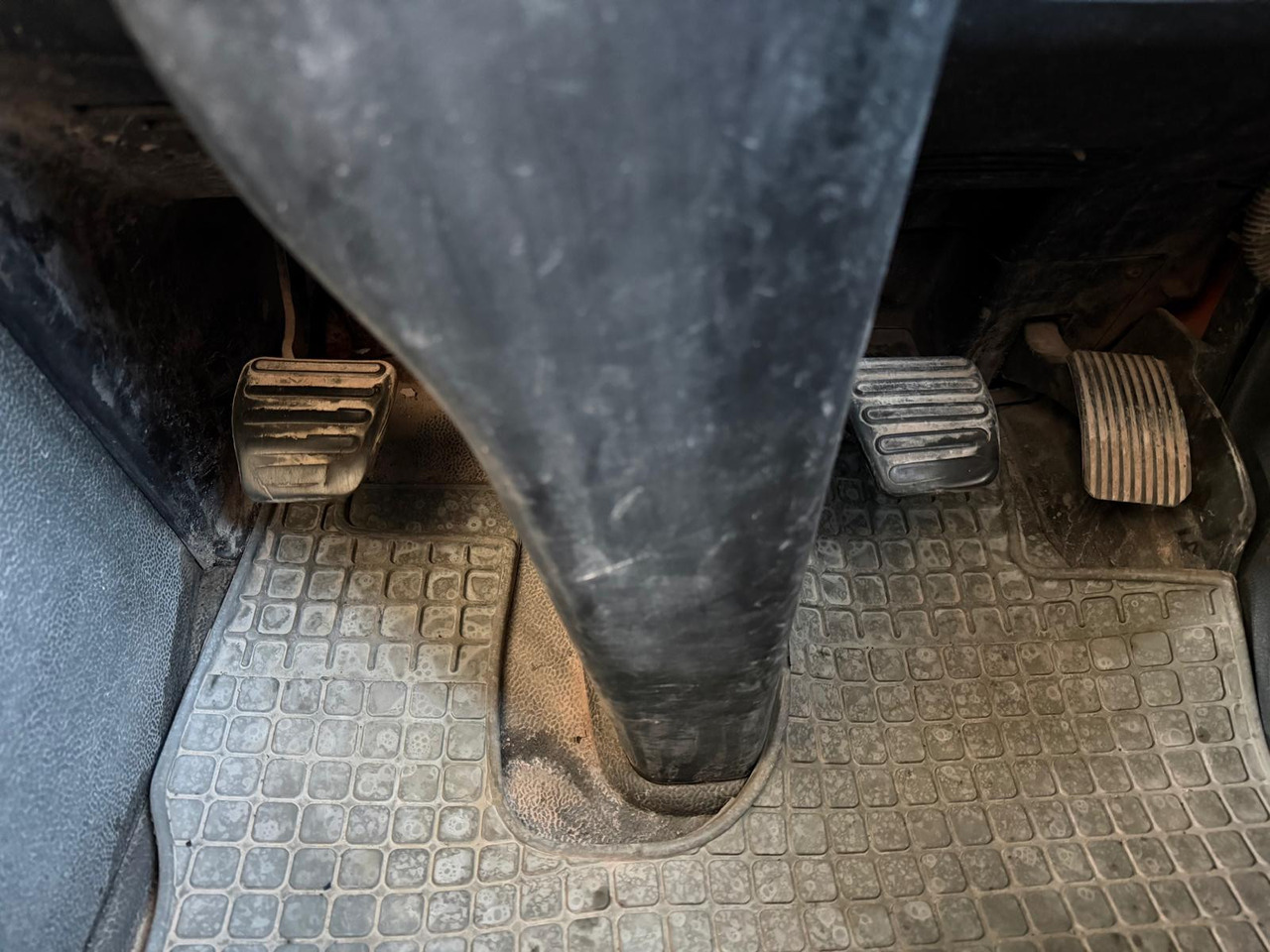 MAN TGS 18.440 Brock SL 280 2 Jumbo S 2 Seiten + HD | 12053 St. - Utcaseprő gép: 3 kép. MAN TGS 18.440 Brock SL 280 2 Jumbo S 2 Seiten + HD | 12053 St. - Utcaseprő gép: 3 kép.