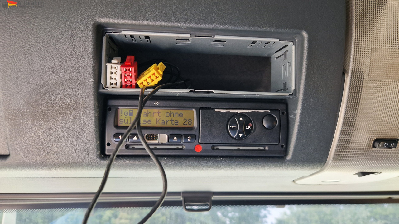 MAN TGS 26.400 PK 15001 Performance Lift-Lenkachse | 6x2 | Aufsitzkran - Darus autó, Platós teherautó: 2 kép. MAN TGS 26.400 PK 15001 Performance Lift-Lenkachse | 6x2 | Aufsitzkran - Darus autó, Platós teherautó: 2 kép.