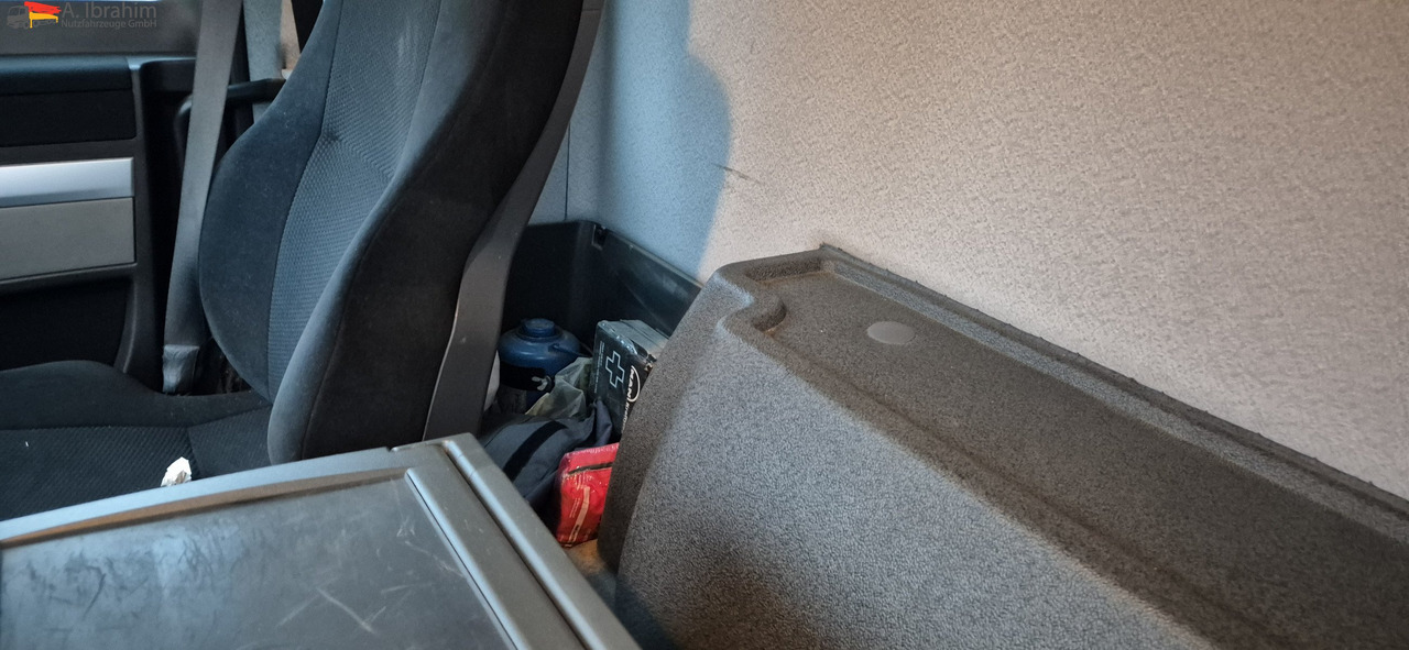 MAN TGS 26.440 PK 18001 L 6x2 | Lift-Lenkachse - Darus autó, Platós teherautó: 5 kép. MAN TGS 26.440 PK 18001 L 6x2 | Lift-Lenkachse - Darus autó, Platós teherautó: 5 kép.