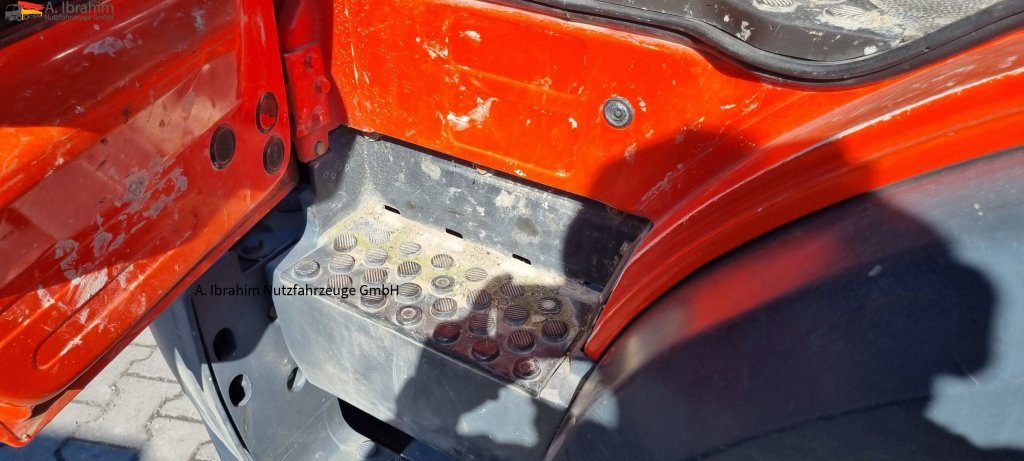 Mercedes-Benz 1722 Dachdeckerkran Cormach 30000 TECH, - Darus autó, Platós teherautó: 5 kép. Mercedes-Benz 1722 Dachdeckerkran Cormach 30000 TECH, - Darus autó, Platós teherautó: 5 kép.