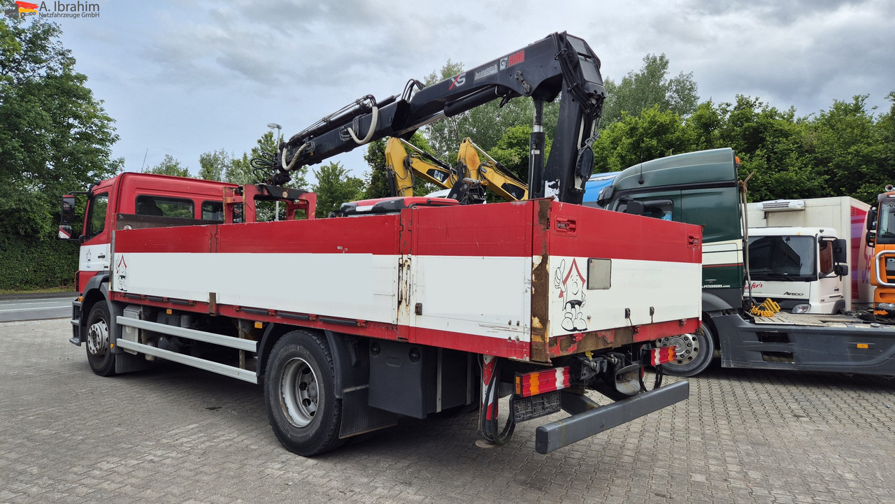 Mercedes-Benz 1833 HIAB Kran, Funk FB Scheckheft gepflegt bei Mercedes lízing Mercedes-Benz 1833 HIAB Kran, Funk FB Scheckheft gepflegt bei Mercedes: 10 kép. Mercedes-Benz 1833 HIAB Kran, Funk FB Scheckheft gepflegt bei Mercedes lízing Mercedes-Benz 1833 HIAB Kran, Funk FB Scheckheft gepflegt bei Mercedes: 10 kép.