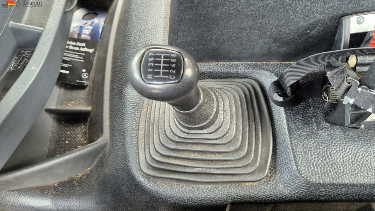 Mercedes-Benz 1833 HIAB Kran, Funk FB Scheckheft gepflegt bei Mercedes lízing Mercedes-Benz 1833 HIAB Kran, Funk FB Scheckheft gepflegt bei Mercedes: 6 kép. Mercedes-Benz 1833 HIAB Kran, Funk FB Scheckheft gepflegt bei Mercedes lízing Mercedes-Benz 1833 HIAB Kran, Funk FB Scheckheft gepflegt bei Mercedes: 6 kép.