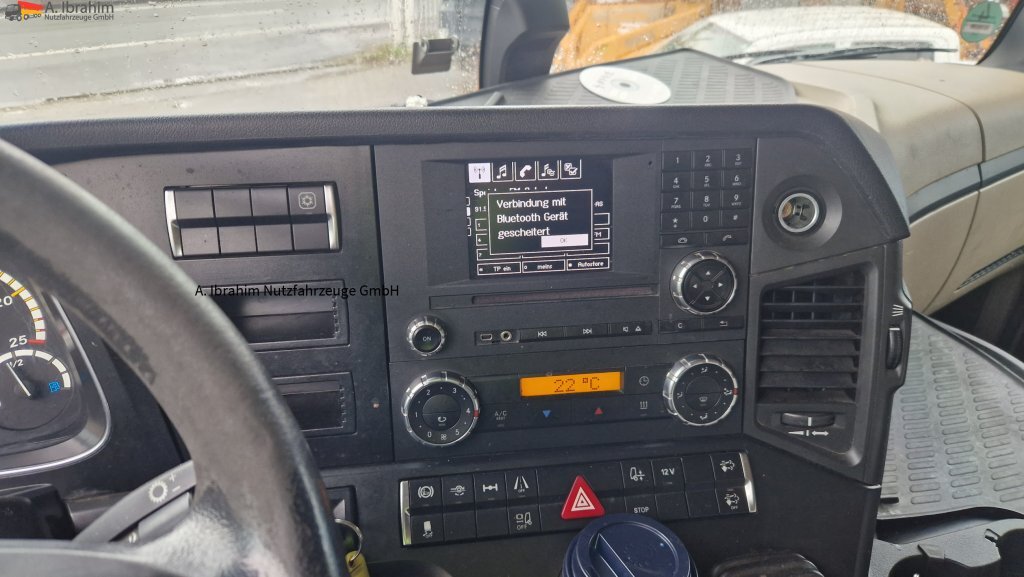 Mercedes-Benz 1845 Retarder Klima, Kühlschrank Edscha, Retarder, LBW, Zustand gut - Ponyvás teherautó: 2 kép. Mercedes-Benz 1845 Retarder Klima, Kühlschrank Edscha, Retarder, LBW, Zustand gut - Ponyvás teherautó: 2 kép.