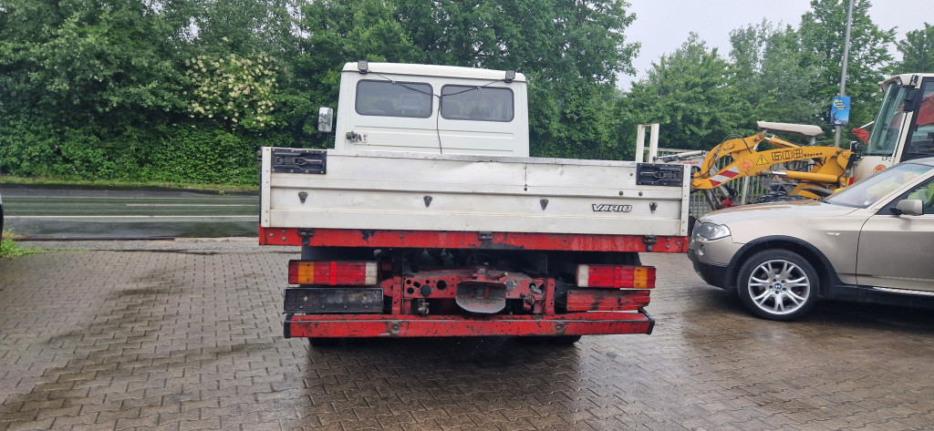 Platós kisteherautó, Duplakabinos kisteherautó Mercedes-Benz 615D Doka Pritsche, Zustand gut: 11 kép.