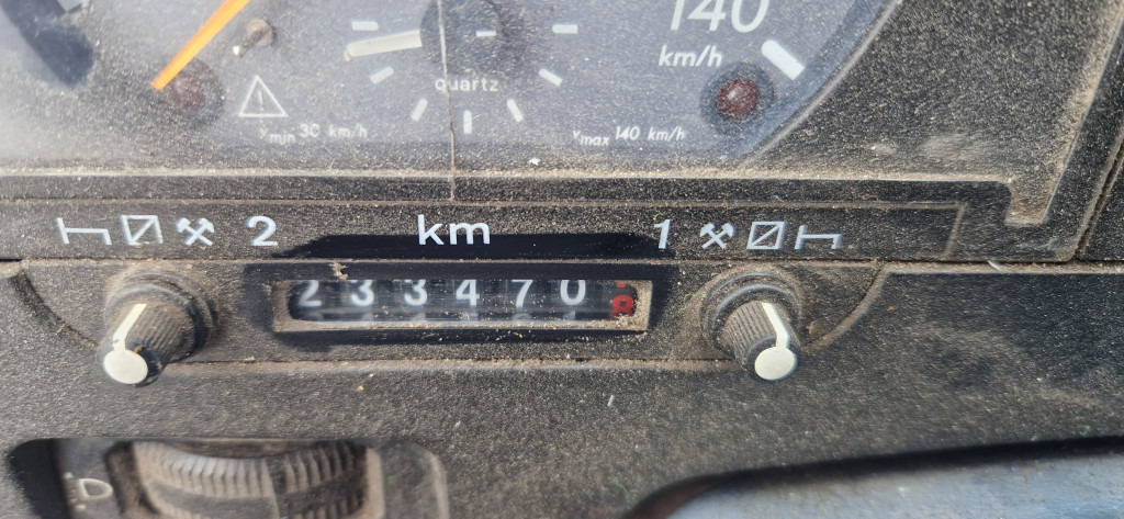 Platós kisteherautó, Duplakabinos kisteherautó Mercedes-Benz 615D Doka Pritsche, Zustand gut: 13 kép.