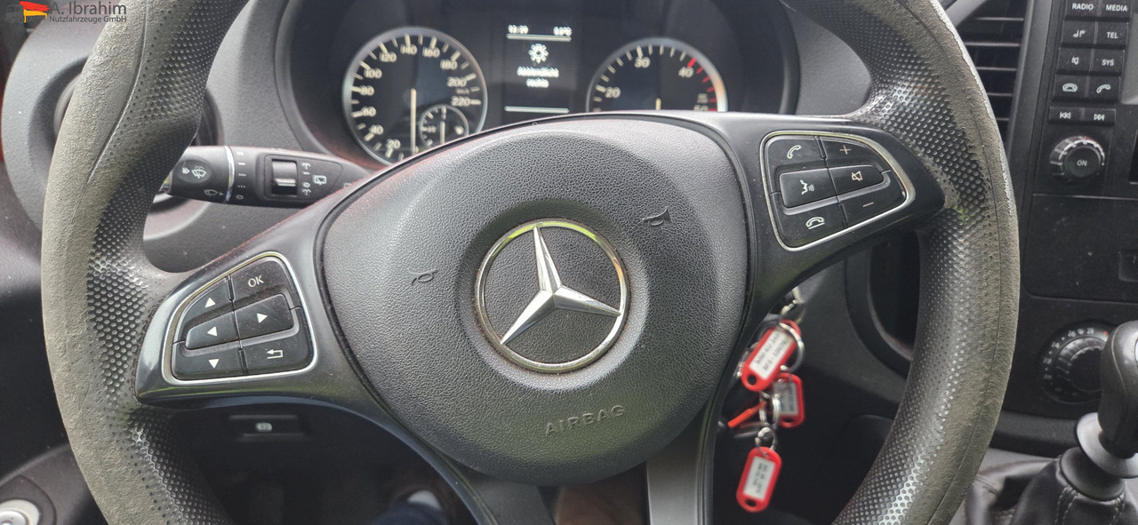 Mercedes-Benz Vito Tourer BF 3-GST Zeichen Anlage 3050 kg zzGw - Büféautó: 5 kép. Mercedes-Benz Vito Tourer BF 3-GST Zeichen Anlage 3050 kg zzGw - Büféautó: 5 kép.