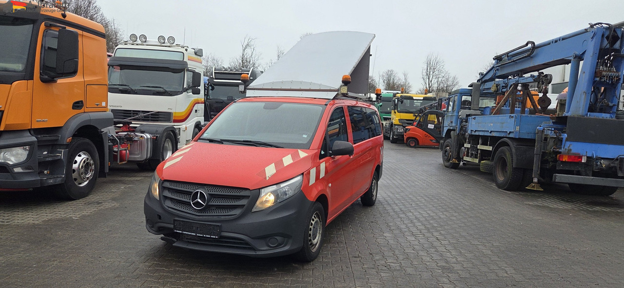 Mercedes-Benz Vito Tourer BF 3-GST Zeichen Anlage 3050 kg zzGw - Büféautó: 1 kép. Mercedes-Benz Vito Tourer BF 3-GST Zeichen Anlage 3050 kg zzGw - Büféautó: 1 kép.