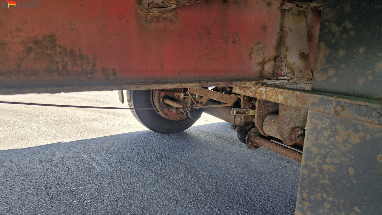 Möslein Tandemanhänger alt, aber ok - Ponyvás pótkocsi: 4 kép. Möslein Tandemanhänger alt, aber ok - Ponyvás pótkocsi: 4 kép.