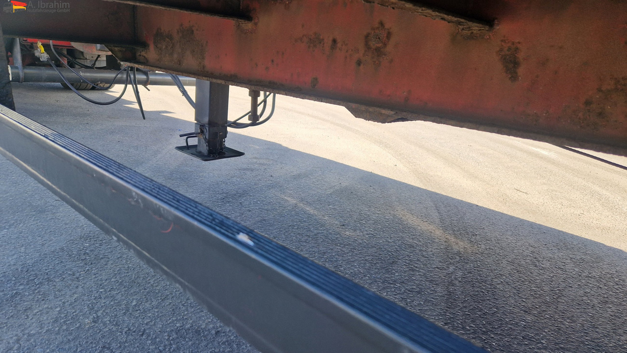 Möslein Tandemanhänger alt, aber ok - Ponyvás pótkocsi: 5 kép. Möslein Tandemanhänger alt, aber ok - Ponyvás pótkocsi: 5 kép.