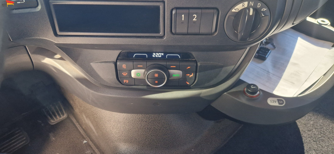 Daf XF450 FT Retarder, Standklima - Nyergesvontató: 4 kép. Daf XF450 FT Retarder, Standklima - Nyergesvontató: 4 kép.