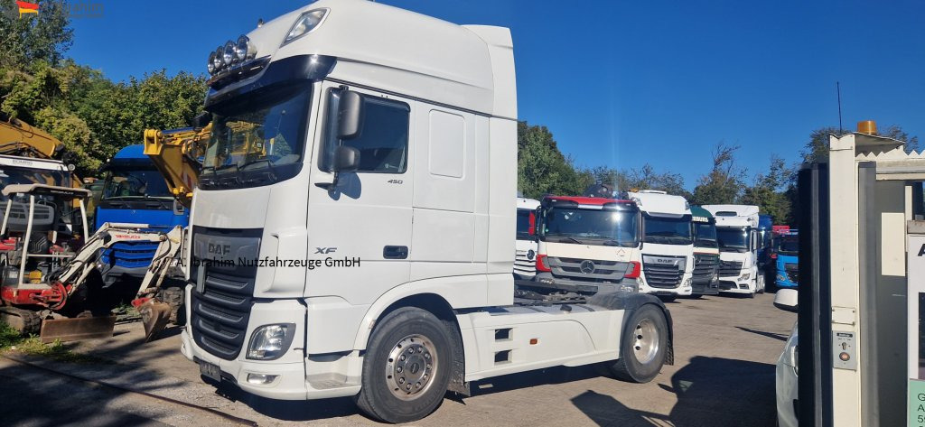 Daf XF450 FT Retarder, Standklima - Nyergesvontató: 1 kép. Daf XF450 FT Retarder, Standklima - Nyergesvontató: 1 kép.