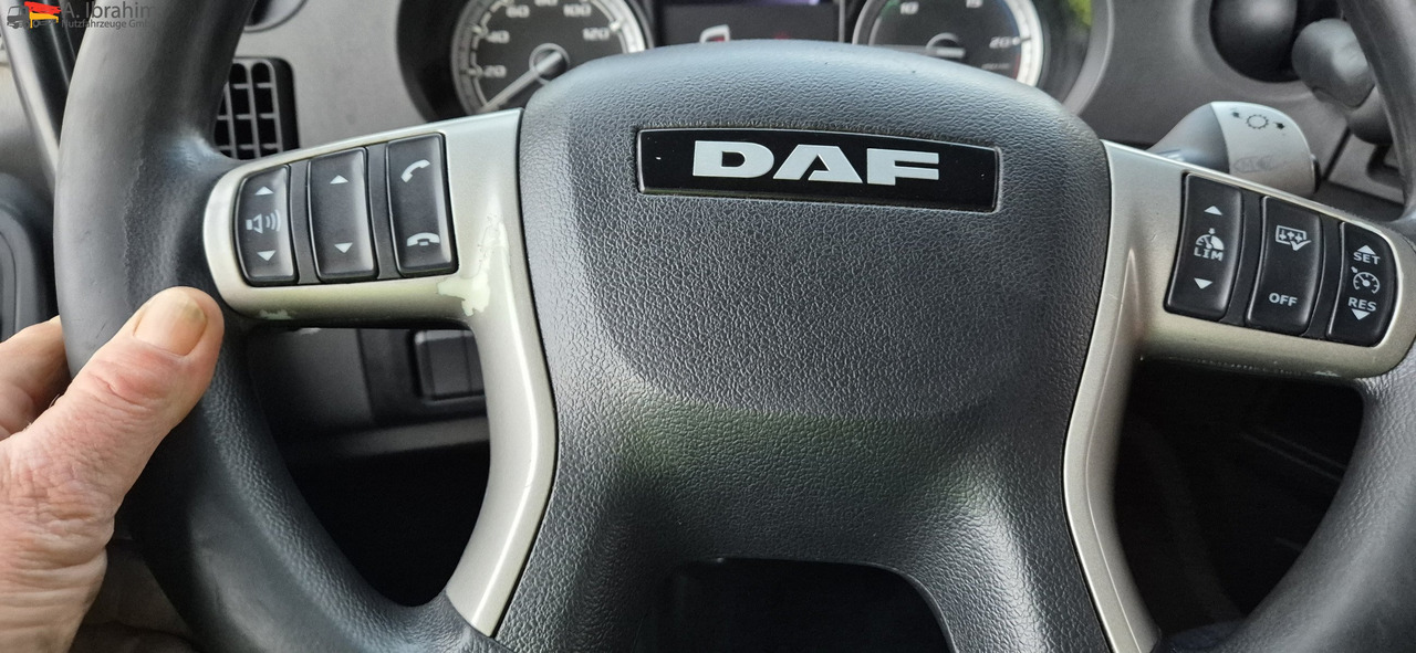 Daf XF450 FT Retarder, sehr sauber - Nyergesvontató: 4 kép. Daf XF450 FT Retarder, sehr sauber - Nyergesvontató: 4 kép.