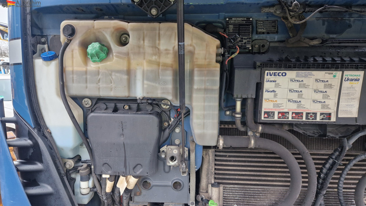 Iveco AS440T Lowdeck Stralis 450 Euro 6 deutsches Fahrzeug 1. Hand - Nyergesvontató: 4 kép. Iveco AS440T Lowdeck Stralis 450 Euro 6 deutsches Fahrzeug 1. Hand - Nyergesvontató: 4 kép.