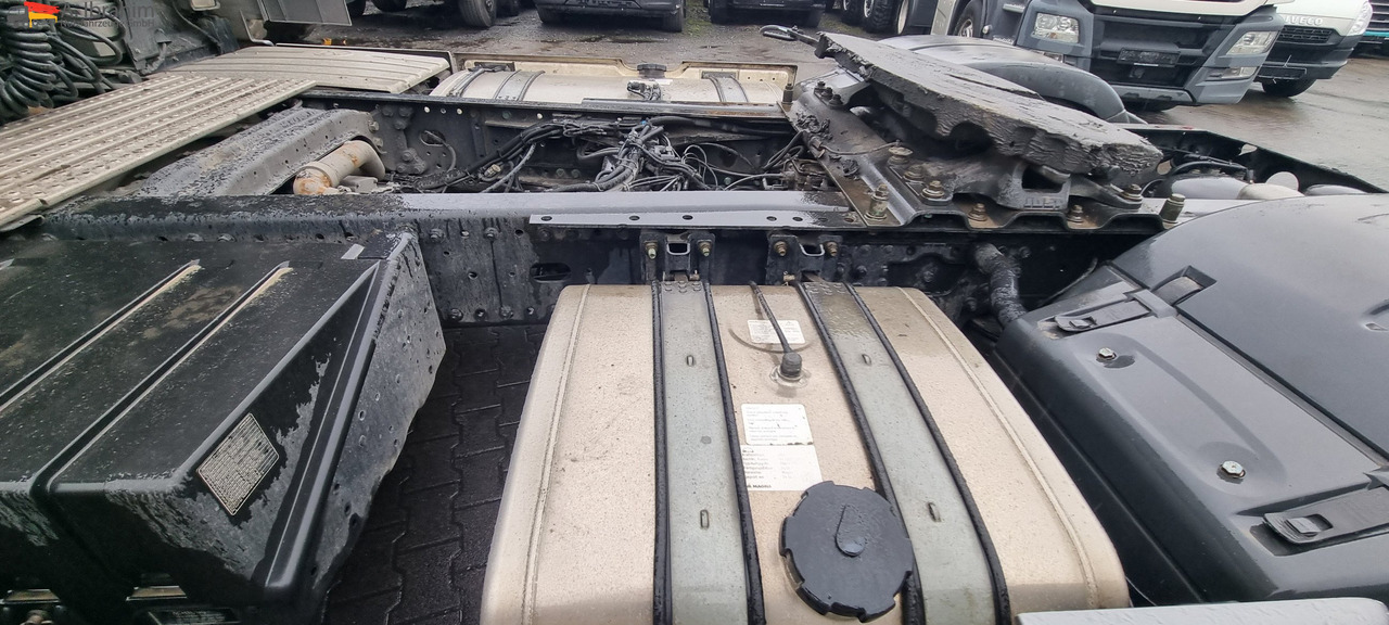 MAN 18.500 TGX Retarder, 2x Tank, Motorschaden !! - Nyergesvontató: 5 kép. MAN 18.500 TGX Retarder, 2x Tank, Motorschaden !! - Nyergesvontató: 5 kép.