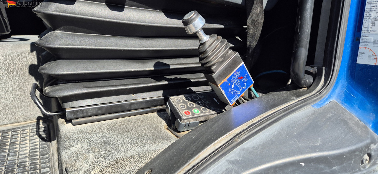 MAN TGS 18.400 4X2BLS Kipphydraulik, EURO 5 - Nyergesvontató: 4 kép. MAN TGS 18.400 4X2BLS Kipphydraulik, EURO 5 - Nyergesvontató: 4 kép.