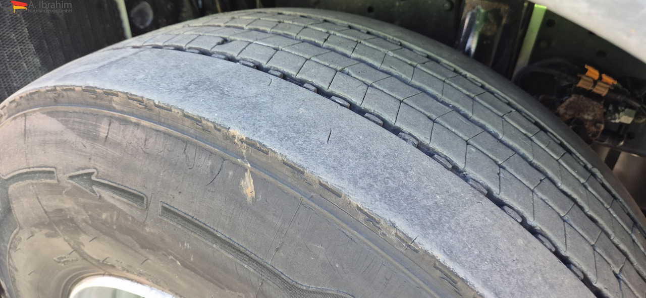 MAN TGS 18.400 4X2BLS Kipphydraulik, EURO 5 - Nyergesvontató: 3 kép. MAN TGS 18.400 4X2BLS Kipphydraulik, EURO 5 - Nyergesvontató: 3 kép.