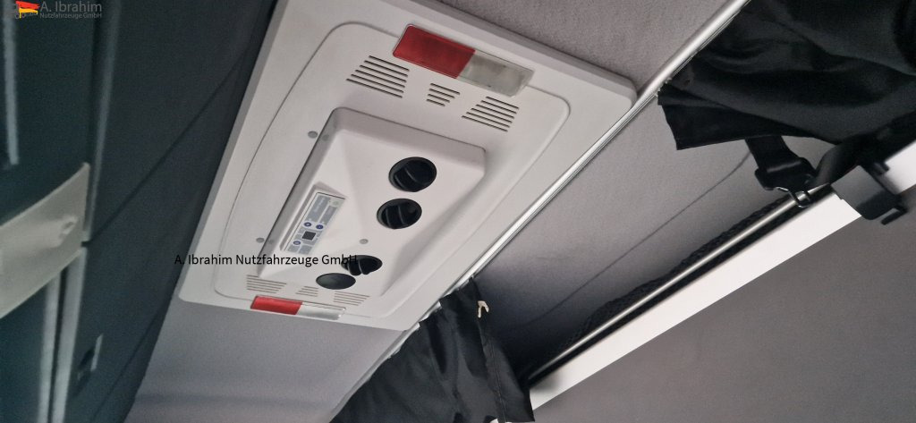 MAN TGX 18.440 Retarder, Klima, Standklima - Nyergesvontató: 2 kép. MAN TGX 18.440 Retarder, Klima, Standklima - Nyergesvontató: 2 kép.