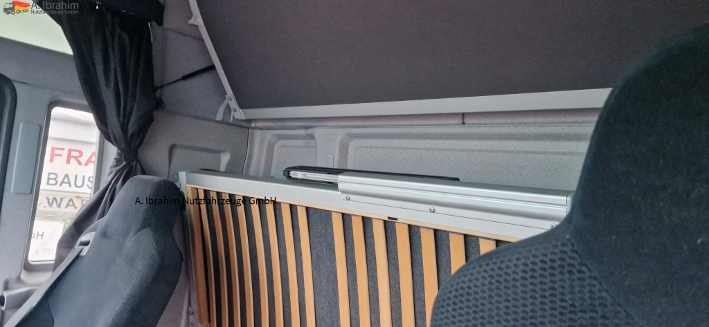 MAN TGX 18.440 Retarder, Klima, Standklima - Nyergesvontató: 3 kép. MAN TGX 18.440 Retarder, Klima, Standklima - Nyergesvontató: 3 kép.