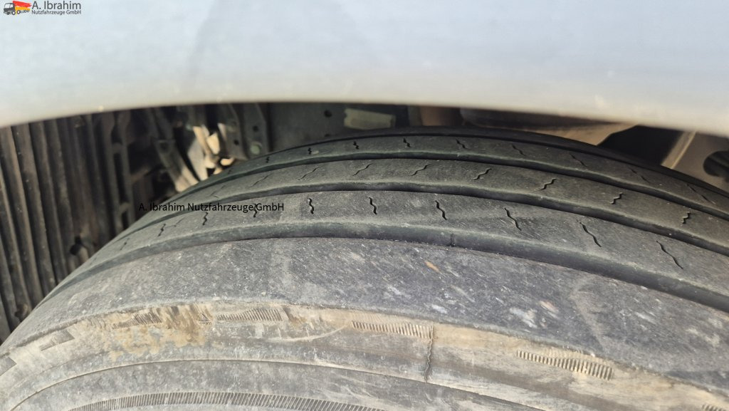 MAN TGX 18.440 Retarder, Klima, Standklima PTU für Kompressor - Nyergesvontató: 5 kép. MAN TGX 18.440 Retarder, Klima, Standklima PTU für Kompressor - Nyergesvontató: 5 kép.